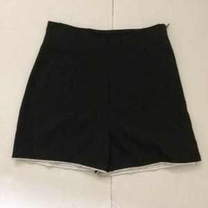 Vintage High Waist Faux Pearl Trim Shorts - Size 3